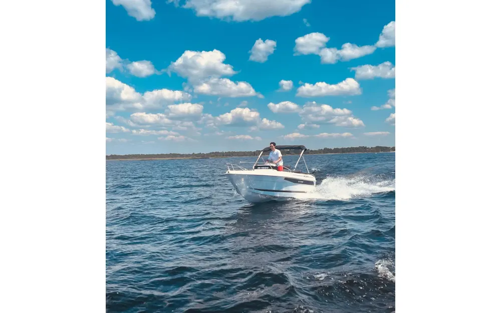 slider 1 B2 Marine  155 Fishing - null