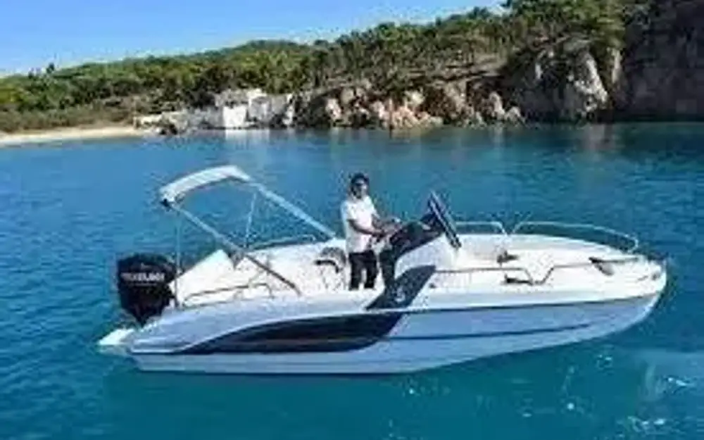 BeneteauFlyer 6.6 SPACEdeck