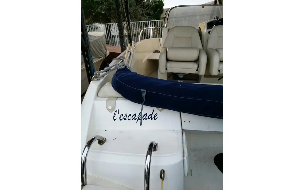 slider 1 Jeanneau Cap Camarat 5.5 CC