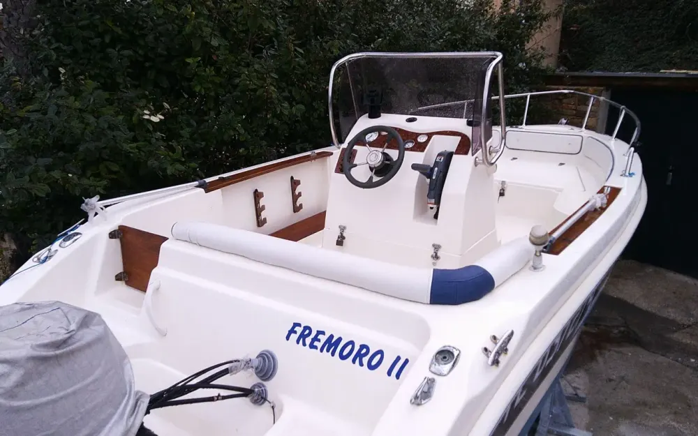 slider 1 GS Nautica  510 Open - null