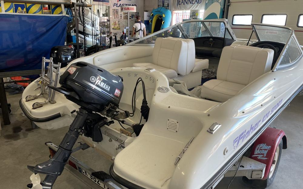 slider 2 Fisher Boats Fisher 470 Sport