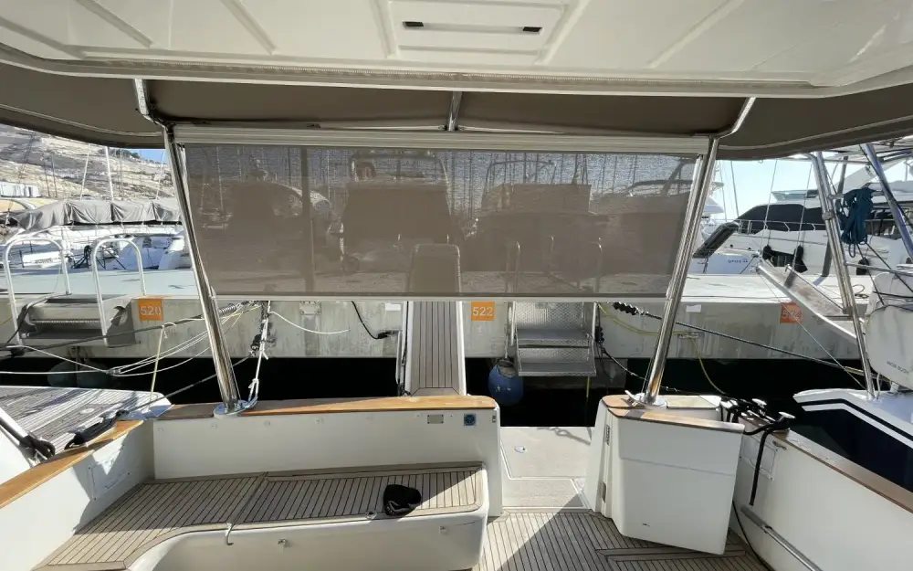 slider 2 Beneteau Antares 13.80