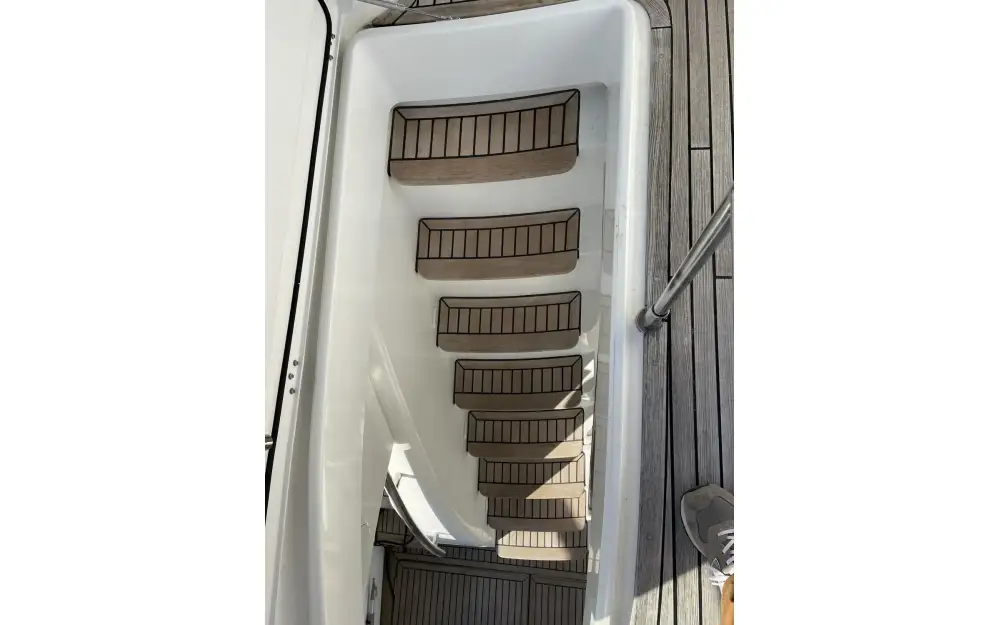 slider 47 Beneteau Antares 13.80
