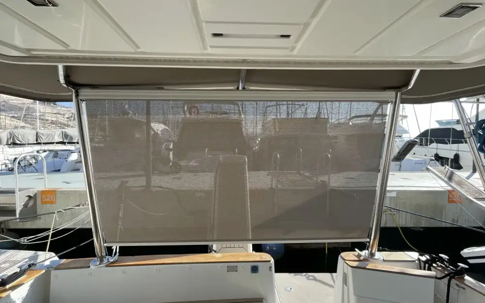 slider 3 Beneteau Antares 13.80