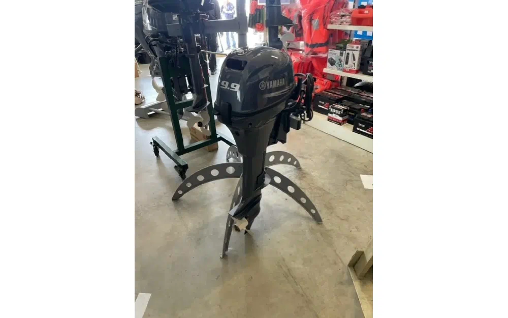 slider 1 Moteur Yamaha 9,9Cv