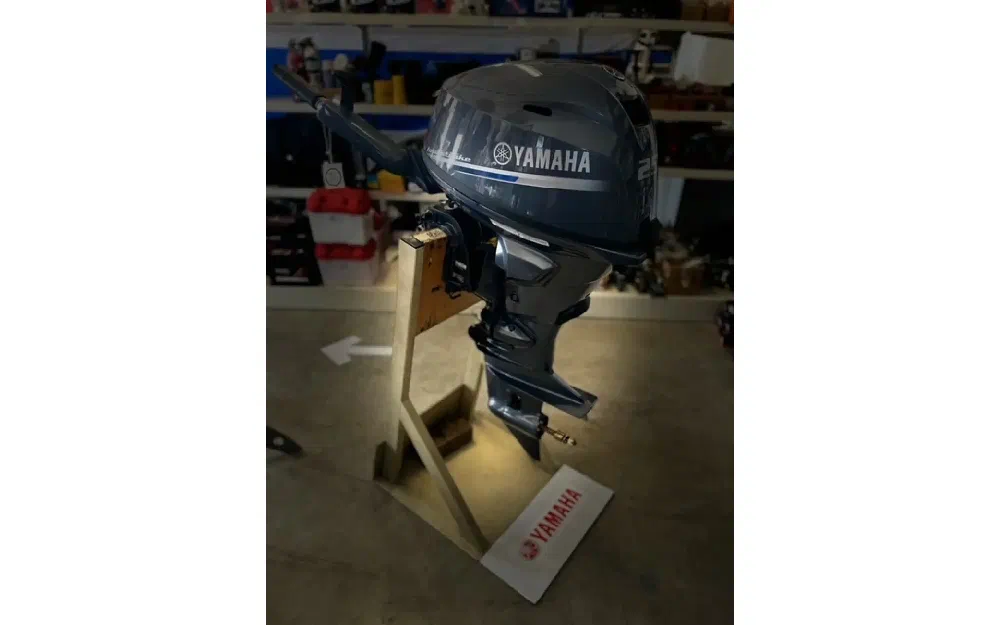 slider 1 Moteur Yamaha 25Cv