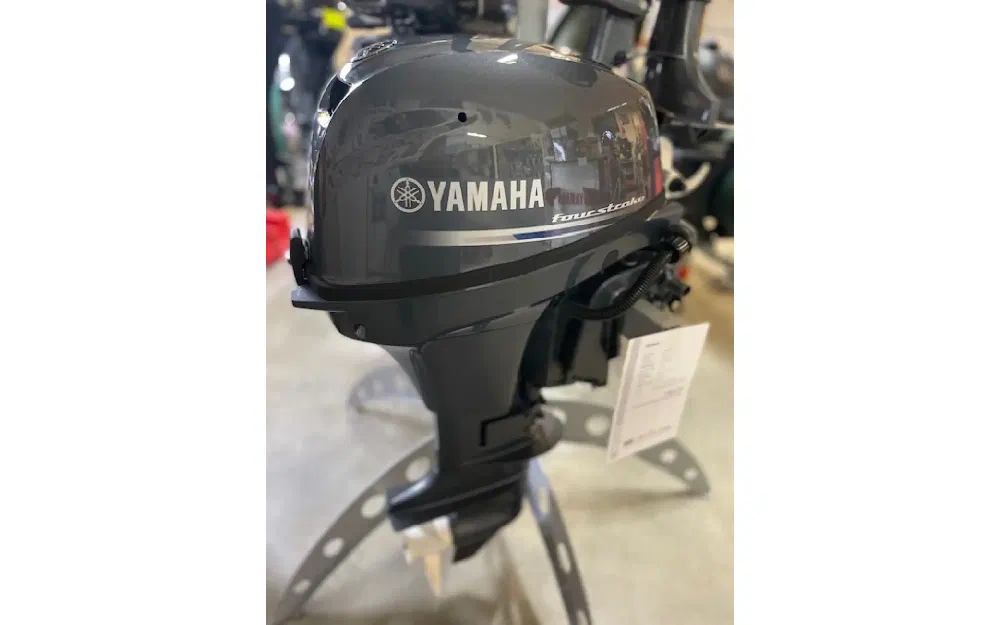 slider 1 Moteur Yamaha 8Cv