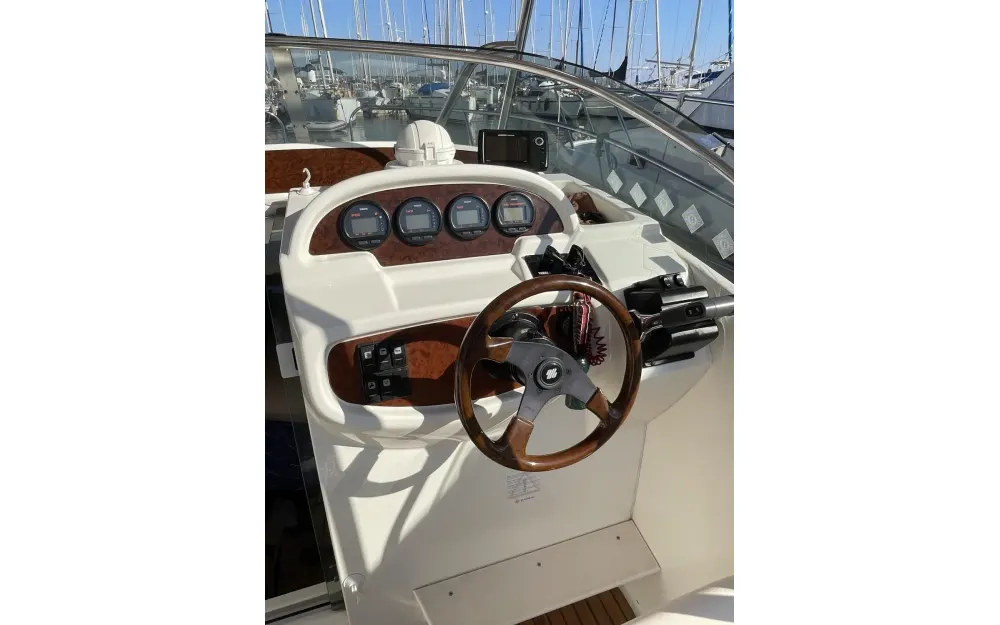 slider 3 Jeanneau Cap Camarat 755 WA