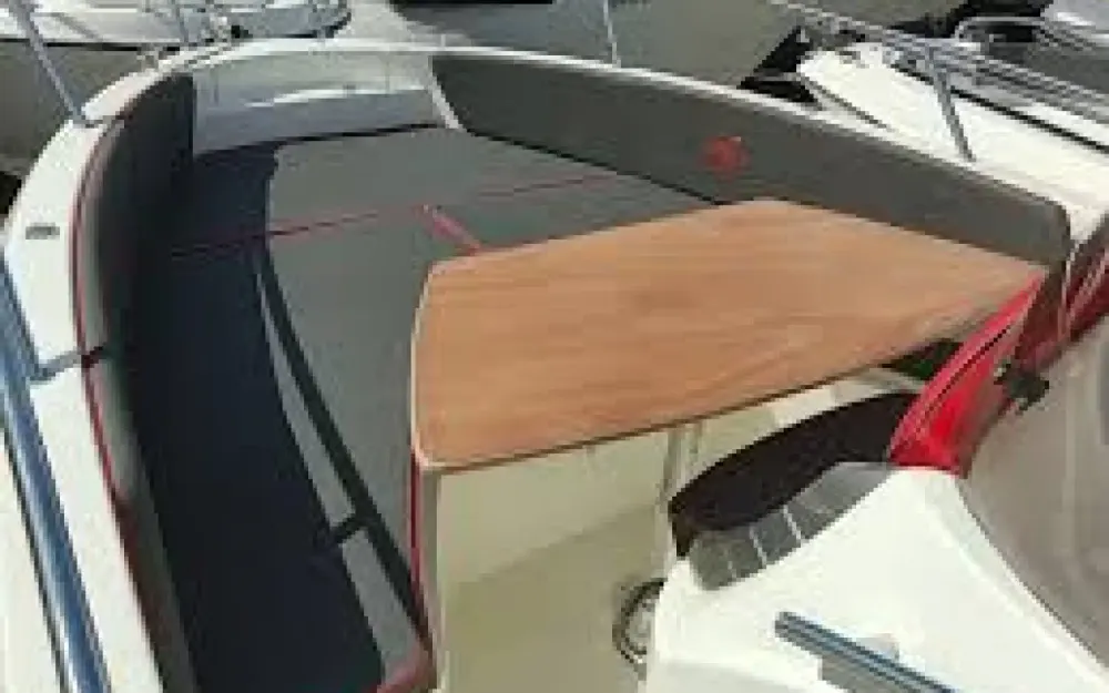 slider 2 Prua Al Vento Jaguar 6.0