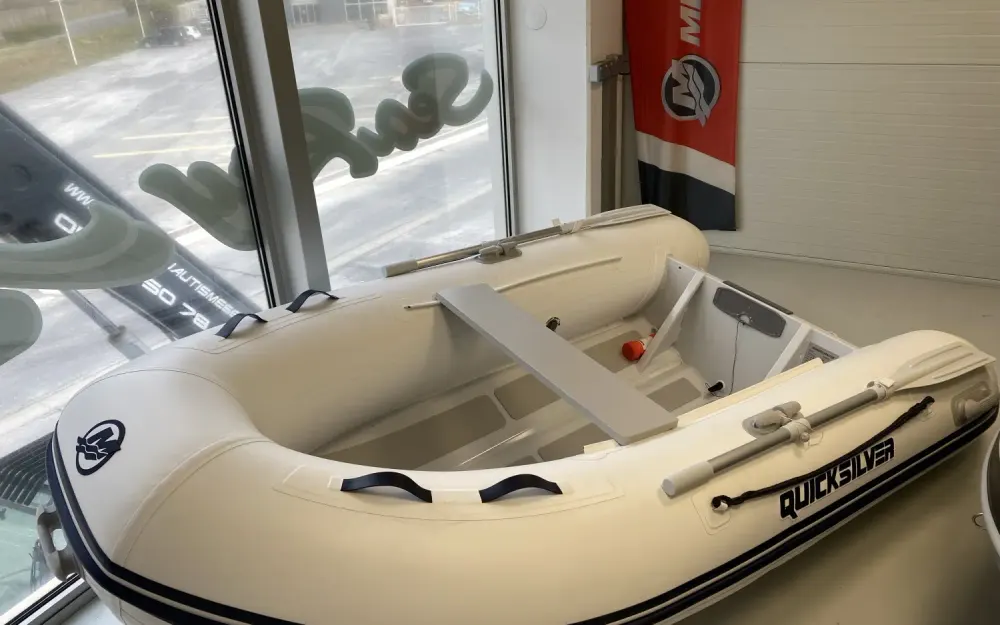 QuicksilverQuicksilver 270 Alu Rib