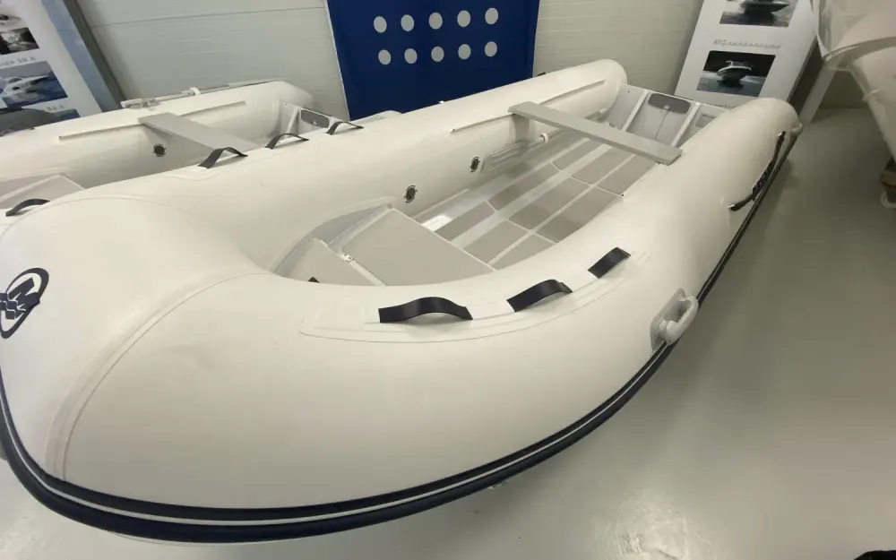 QuicksilverQuicksilver 420 Alu Rib