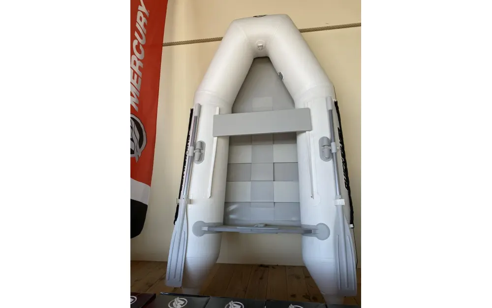 QuicksilverQuicksilver 240 Tendy Slatted