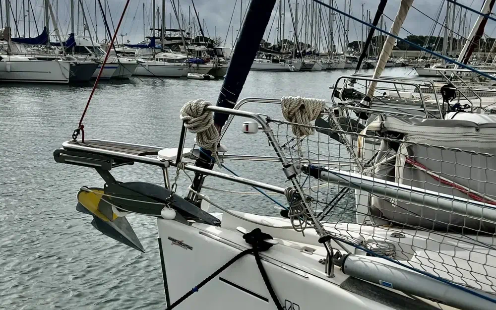 slider 18 Dufour 325