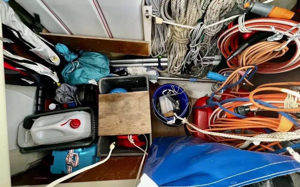 slider 24 Dufour 325