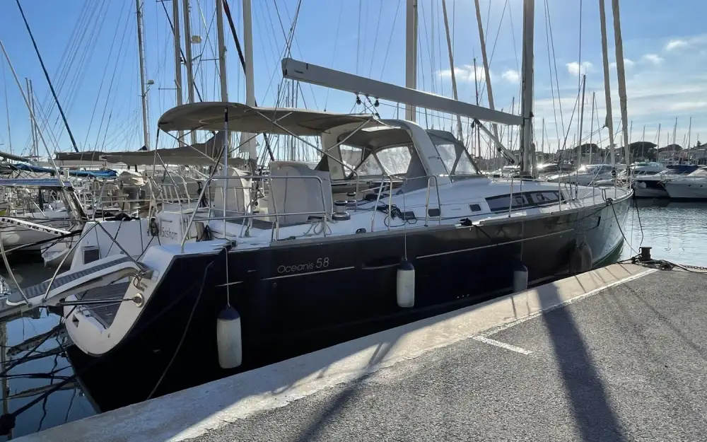 slider 0 Beneteau Oceanis 58