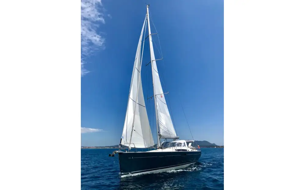 slider 1 Beneteau Oceanis 58