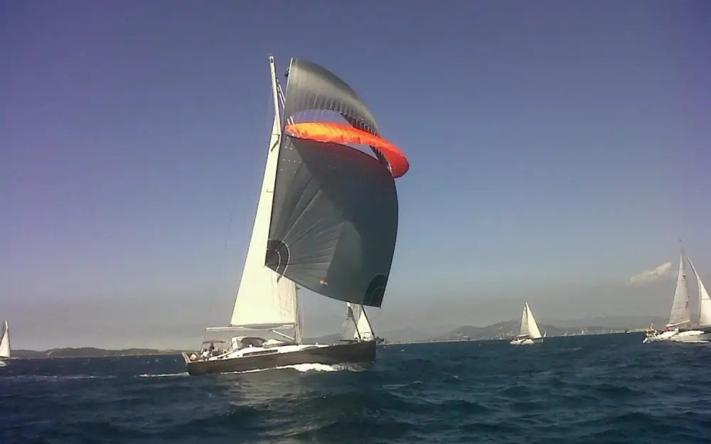 slider 3 Beneteau Oceanis 58