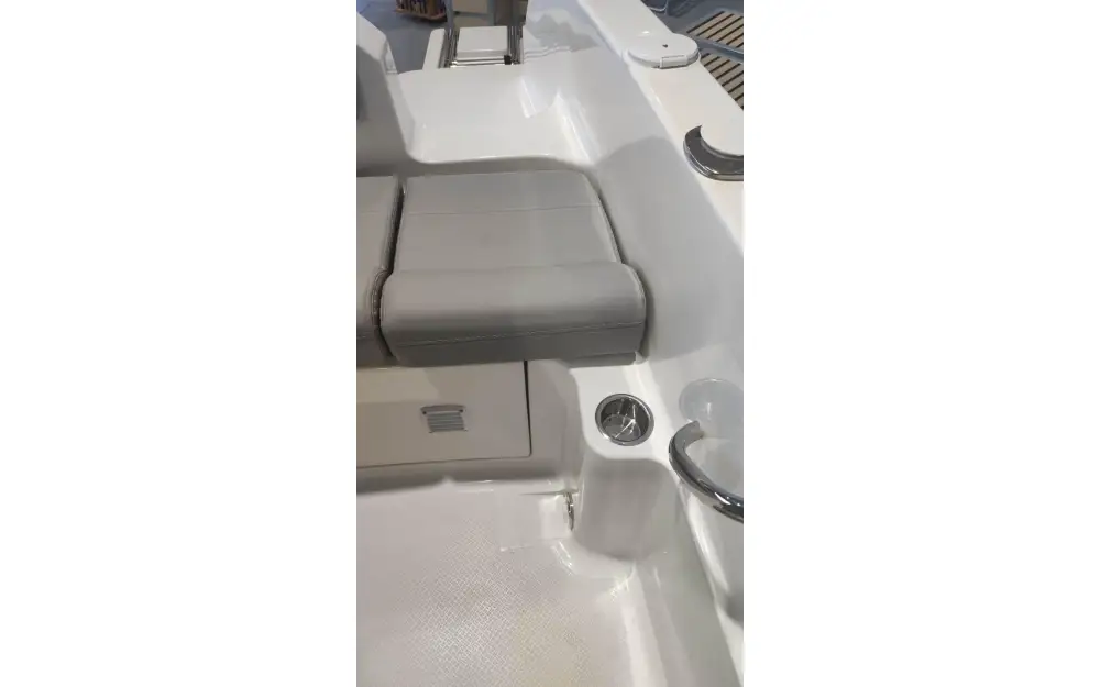 slider 10 Pacific Craft  625 Open Trendy