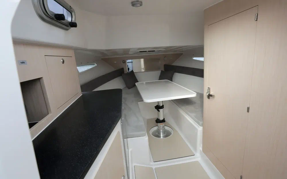 slider 3 Pacific Craft 750 Open