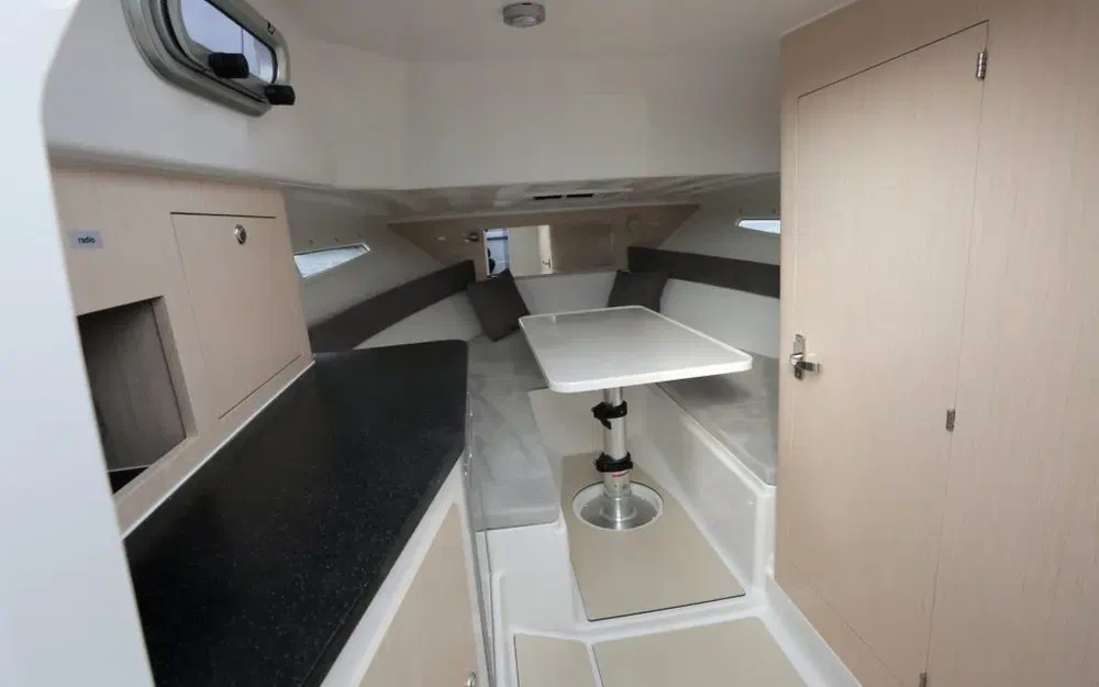 slider 2 Pacific Craft 750 SC