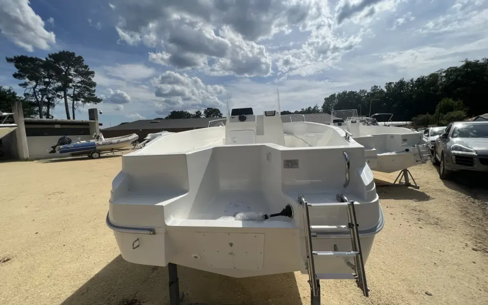 slider 3 Pacific Craft  500 Open - null