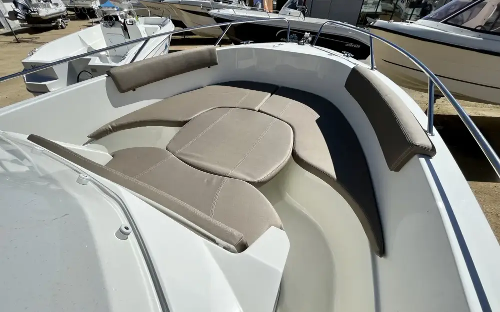 slider 6 Pacific Craft  670 Open Trendy