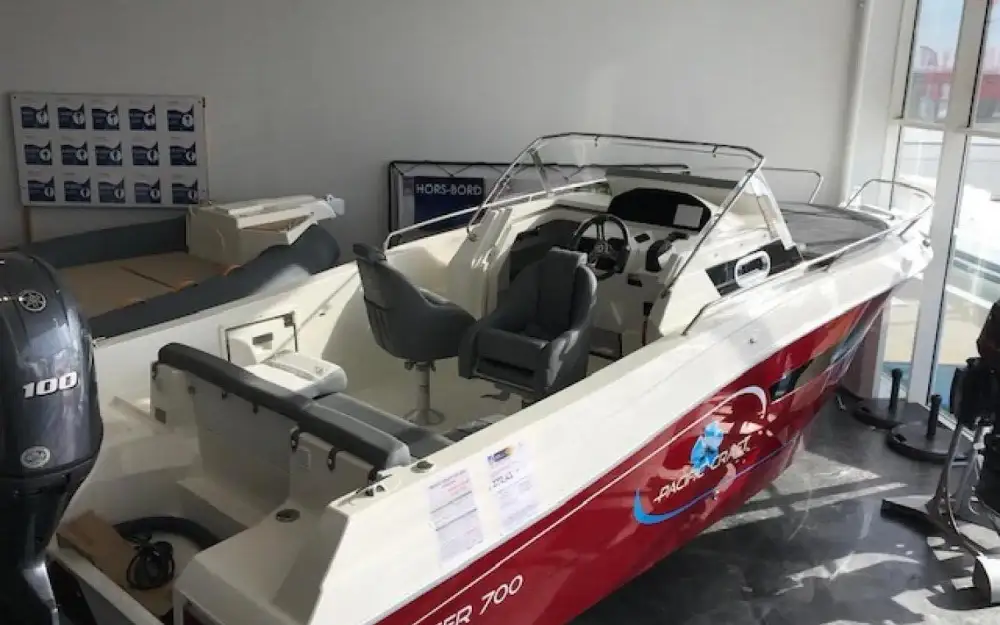 Pacific CraftPacific Craft 700 SC
