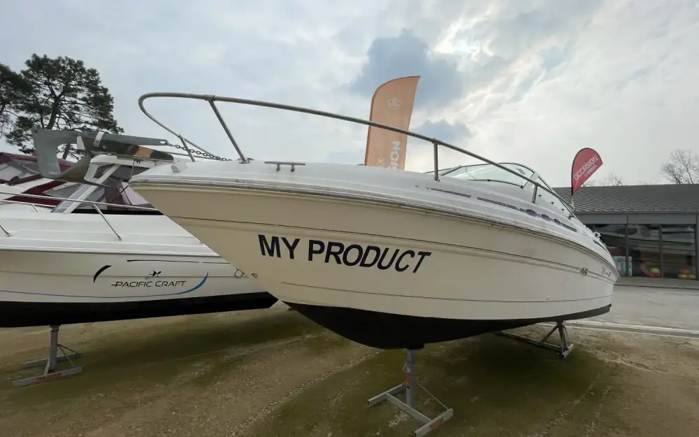 slider 1 Sea Ray  215 Express Cruiser