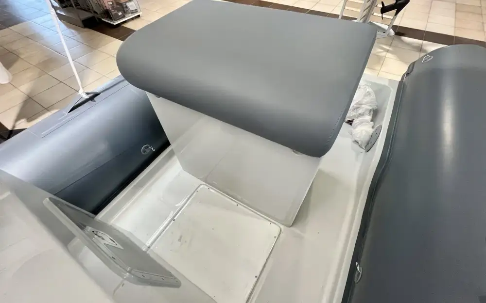 slider 3 Capelli Tempest 500