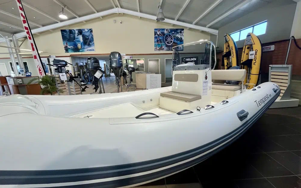 slider 1 Capelli Tempest 530