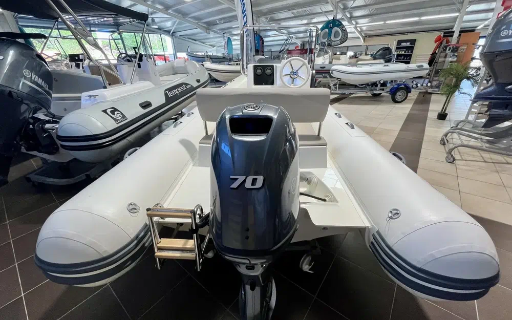 slider 6 Capelli Tempest 530