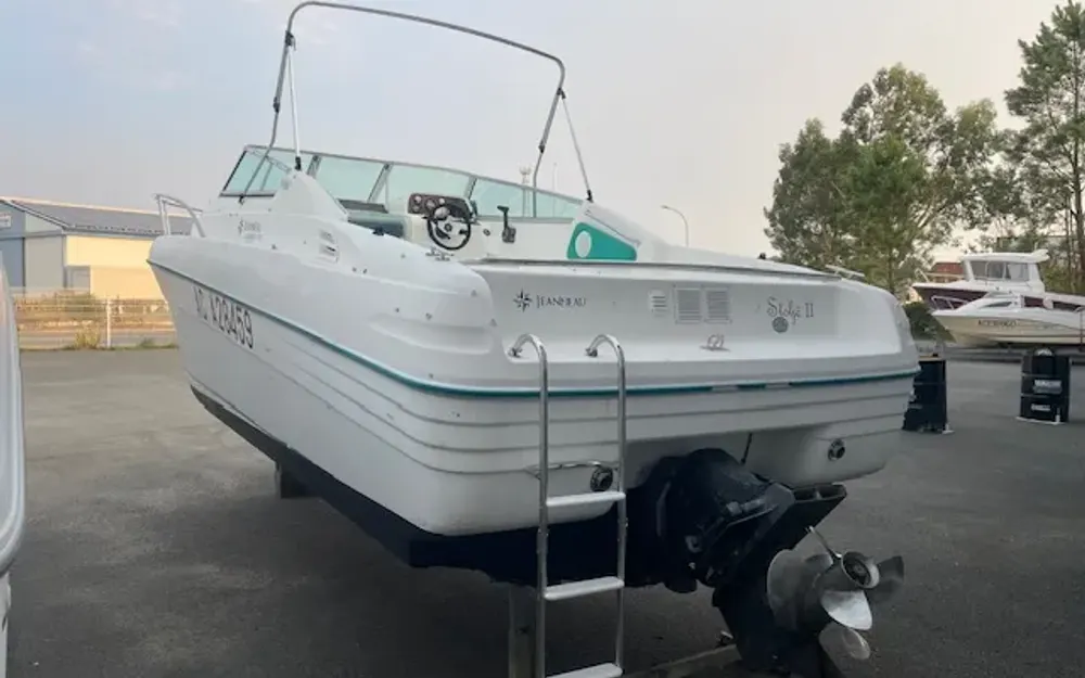 slider 6 Jeanneau Leader 705
