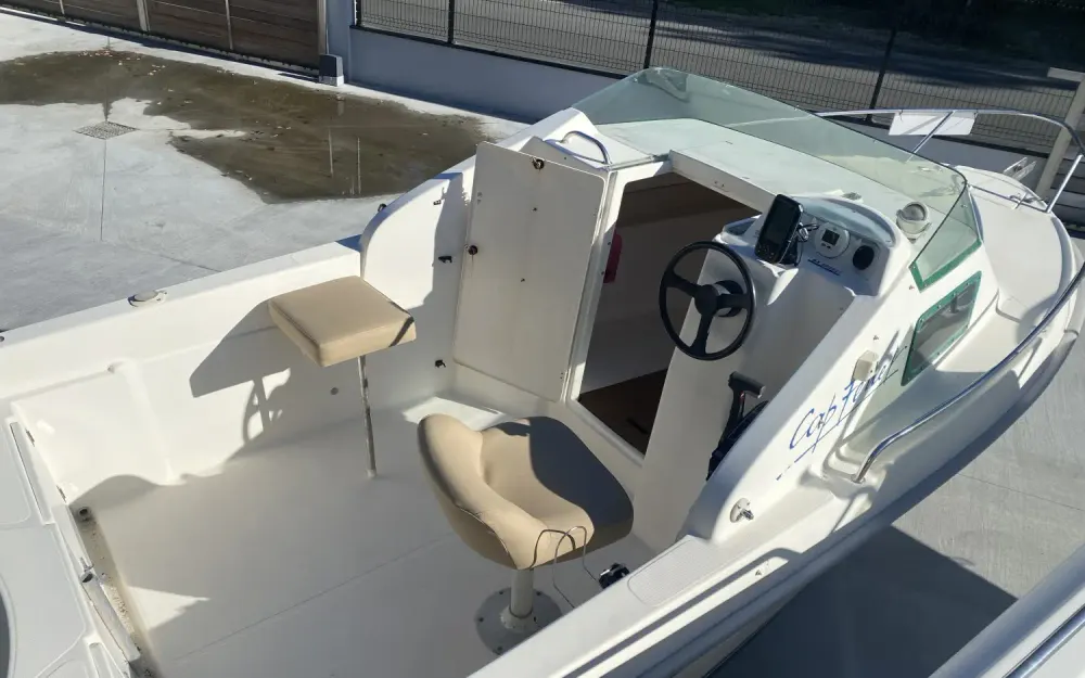 B2 MarineCap Ferret 500
