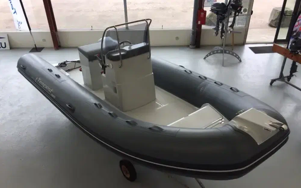 slider 0 Capelli Tempest 560