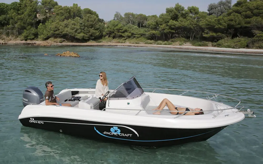 slider 0 Pacific Craft  670 Open - null