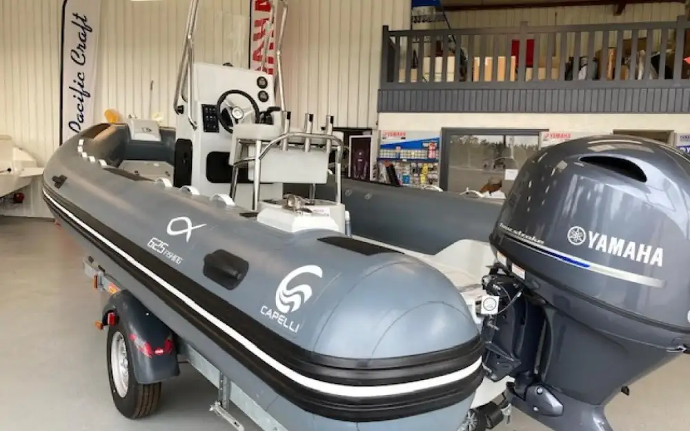 slider 0 Capelli Tempest 625 Fish