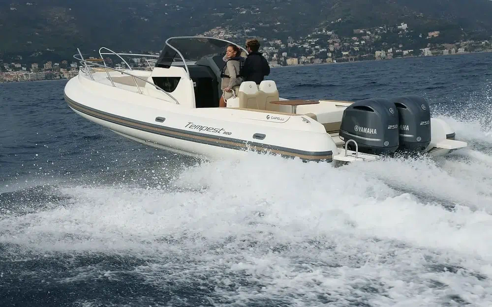 slider 1 Capelli Tempest 900