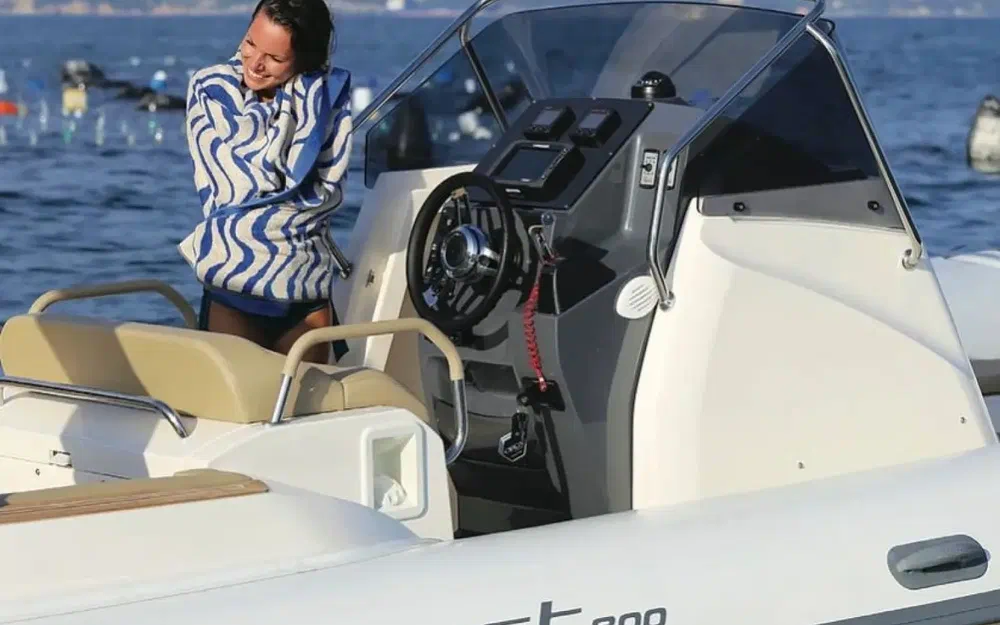 slider 2 Capelli Tempest 800