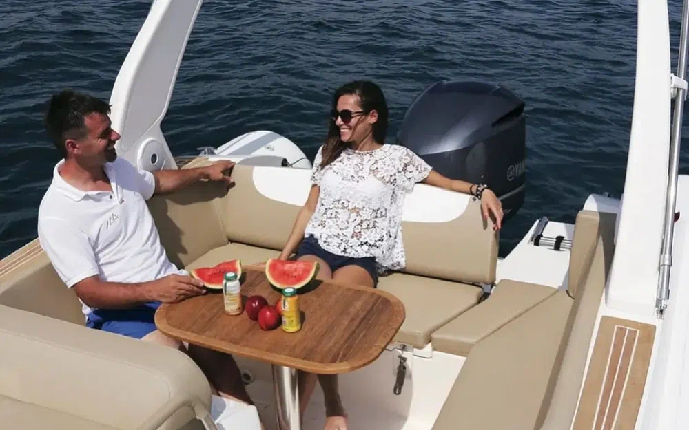 slider 4 Capelli Tempest 800