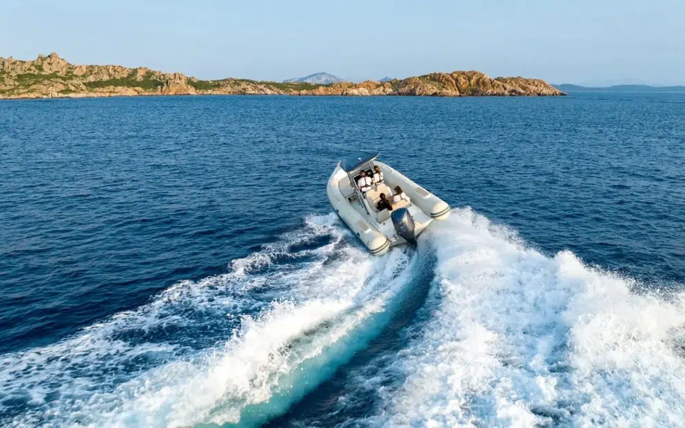 slider 1 Capelli Tempest 750