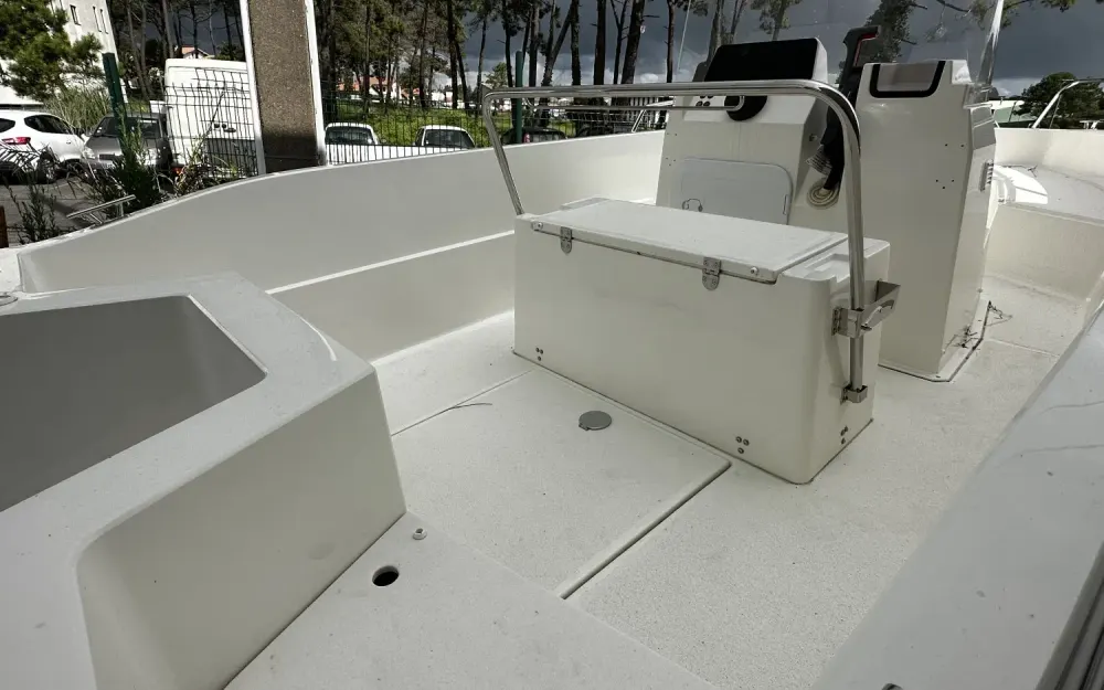 slider 8 Pacific Craft  500 Open Trendy - null