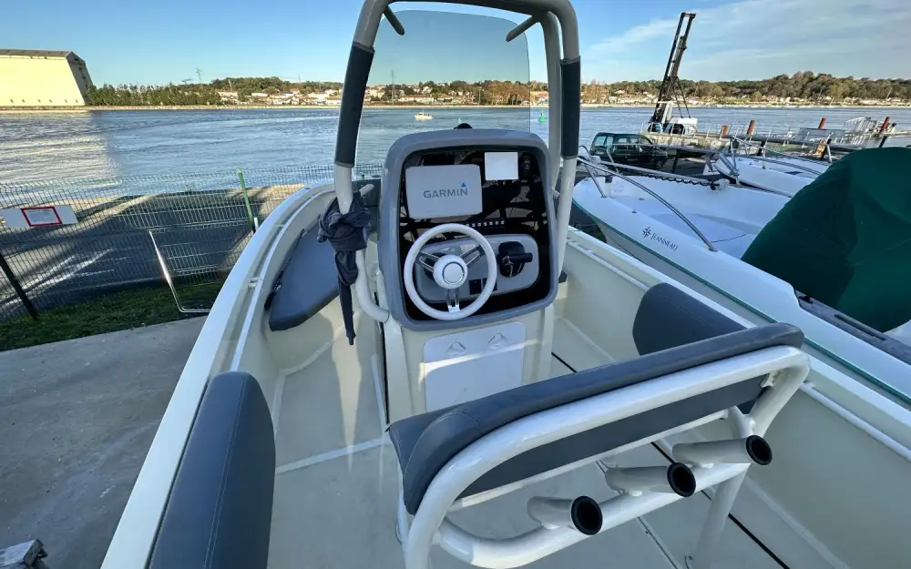 slider 6 Invictus  200 HX