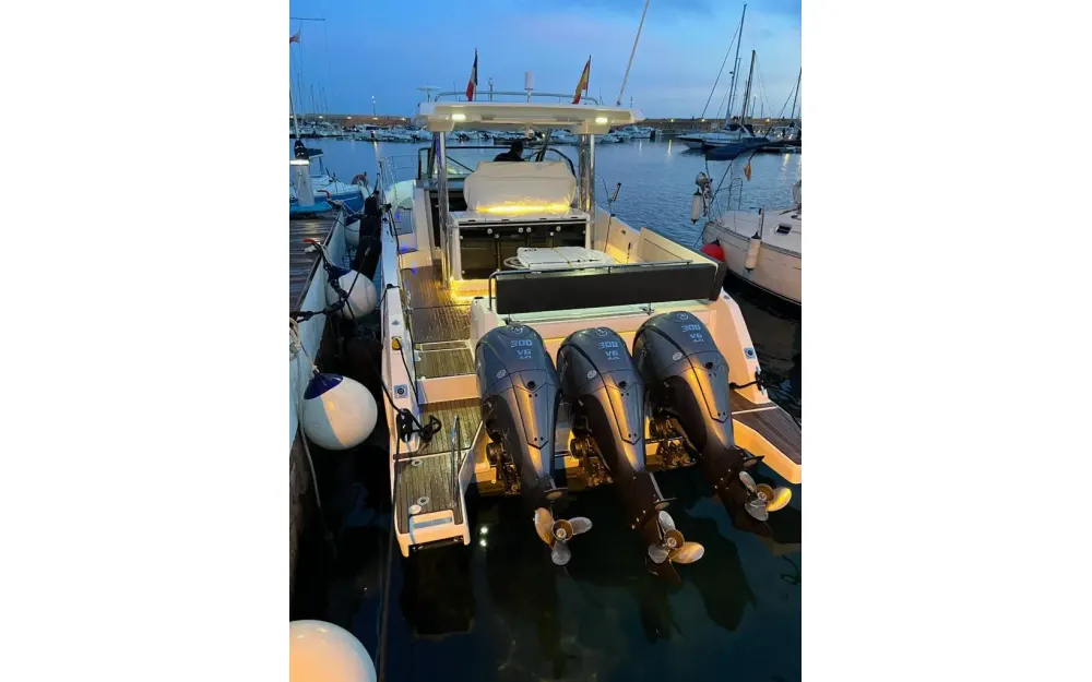 slider 15 Jeanneau Cap Camarat 12.5 WA - null