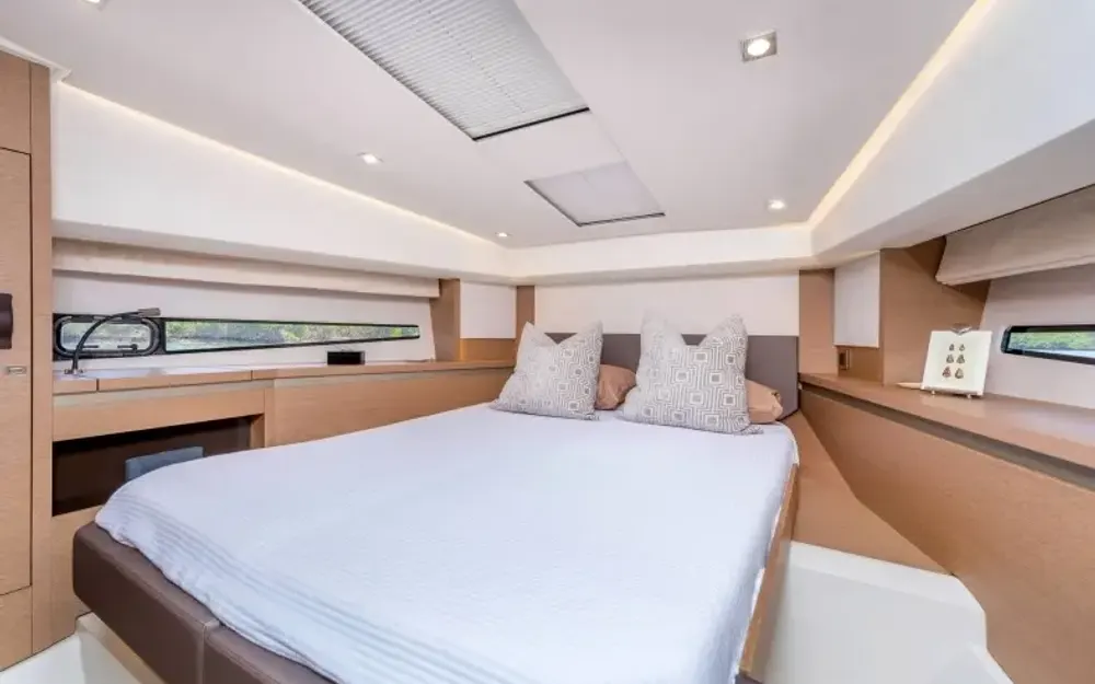 slider 15 Jeanneau Prestige 460 Fly - null