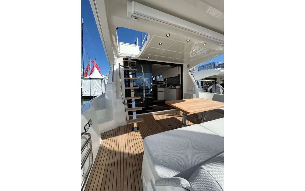 slider 2 Jeanneau Prestige 460 Fly - null