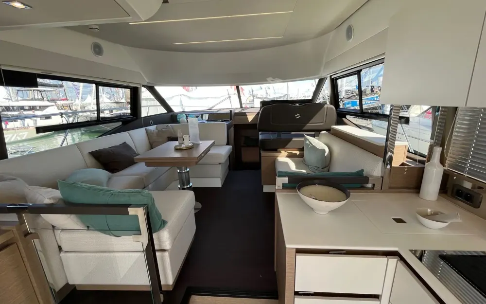 slider 6 Jeanneau Prestige 460 Fly - null