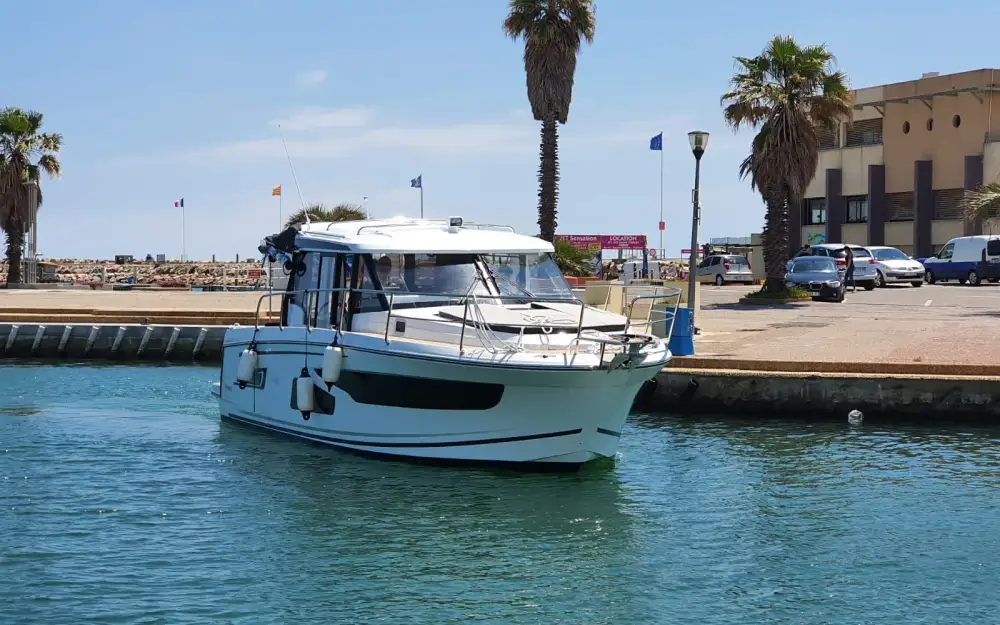 slider 6 Jeanneau Merry Fisher 1095