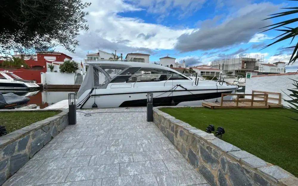 SealineSealine S335