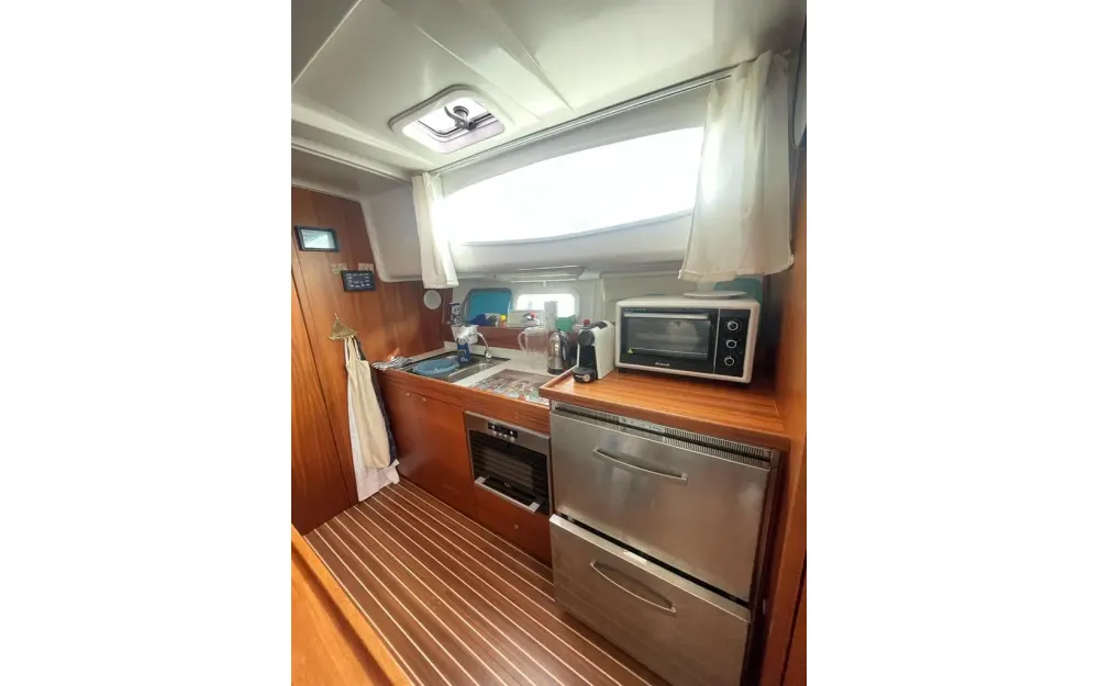 slider 3 Delphia  1050 Escape - null