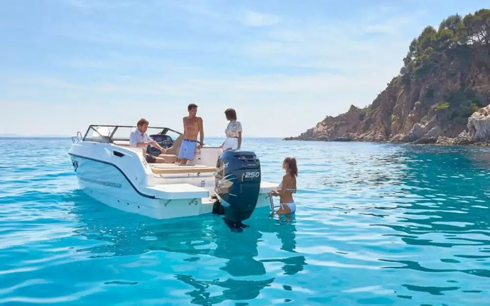 slider 8 Quicksilver Activ 755 Cruiser